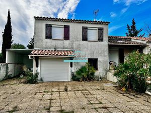 Mireval villa 130m2 sur environ 1500m2 de terrain.