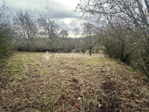 Vente Terrain 1813 m2 à Saint-Astier