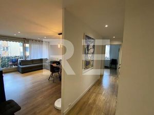 BEAU P5 DE 98 M2 ENTIEREMENT RENOVE