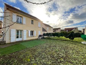 CHANTELOUP LES VIGNES * Maison récente * SEUL MANDATAIRE *