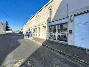 Vente Immeuble Piscine à Thouars (79100) : à vendre Piscine / 415m² Thouars