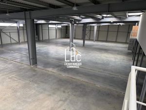 NANTES METROPOLE - Local activité 1052 m² à louer