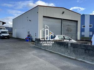 CARQUEFOU - Entrepôt 240 M²