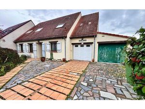 Maison Orléans m² T-6 à vendre  235 700 €