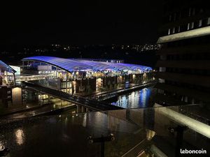 T3 meuble 76m2 + terrasse  vue place nautique