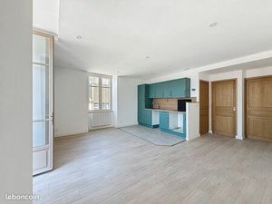 T2 centre Redon 42m2 + cave 5m2