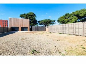 Box de stockage container à louer . Narbonne . AUDE