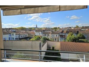 Centre de Castres T3 86 m² avec ascenseur et garage