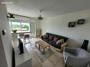 T2 meublé de 37m2 au 3ème avec ascenseur