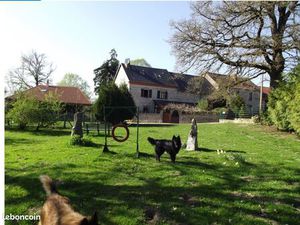 Jolie fermette entièrement rénovée louée meublée