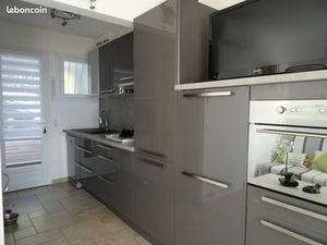 Bandol loue au mois petite maison meublée