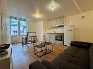 Location Appartement 2 pièces Meublé à Laval Centre-Ville Cathédrale (53000) : à louer 2 p