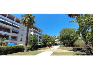 Appartement Fréjus 4 pièces dernier étage Terrasse de 39 M²