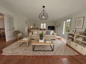 LE HAILLAN : maison plain pied de 110 m2 + jardin