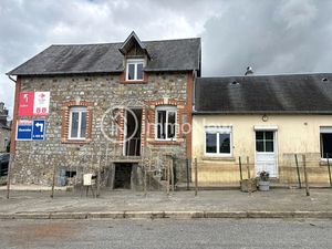 BELLE MAISON EN PLEIN CENTRE VILLE 78 M2 AVEC VIE DE PLAIN P