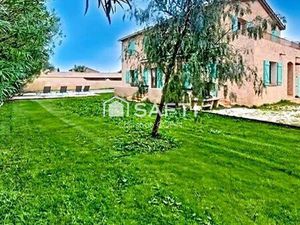 SPACIEUSE MAISON AVEC PISCINE PROCHE DES PLAGES