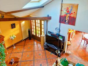 Ancien relais de poste  300 m2 au sol situé à Chartrettes