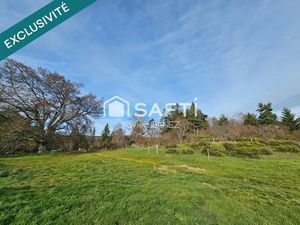 Terrain de 1620m² constructible Saint-Alban-Sur-Limagnole (48120)