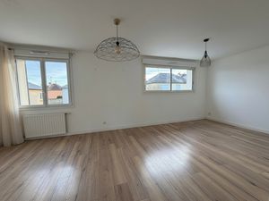 Maison Laval 3 pièce(s) 63 m2