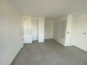 Location Appartement 2 pièces 40m² DECINES CHARPIEU 69150