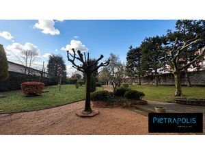 T2 de 47m2 avec terrasse de 20m2 + 2 parking