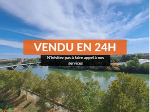 T2 de 34 m2 en dernier étage  avec vue Garonne au fer à chev