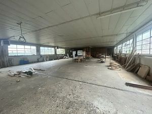 LOCAL D'ACTIVITE A VENDRE