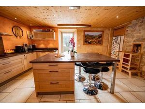 Maison de luxe de 6 pièces en vente à Les Hôpitaux-Vieux  France