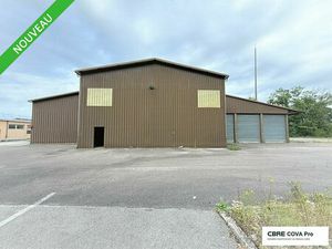Location commerce EXINCOURT 3 800 m²