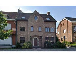 Appartement te huur in Stabroek met 4 slaapkamers