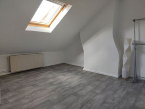 à louer Appartement 26 85 m² – 701 € |Lille