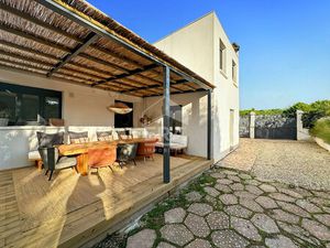 Maison 8 pièces 180 m² à vendre / acheter pringy 77310 ? | ERA Immobilier