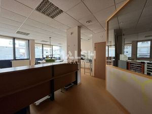 Location Local commercial 70m²