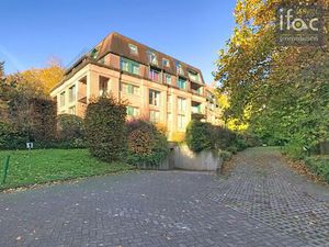 Penthouse met 2 slpk  kelder  parkeerplaats  garagebox!