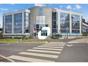 Surfaces de bureaux et activités à la vente