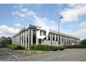 Local d'activités à louer dans un parc sécurisé