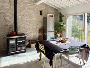 Maison en pierre de 112 m² à Sorede