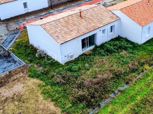 Maison traditionnelle de 67 41 m² à Surgeres