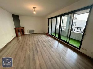 Appartement à louer 2 pièces 74.64 m² - Cholet (49) - 560€