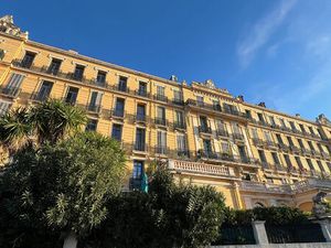 Vente appartement 3 pièces 60 m² Hyères (83400)
