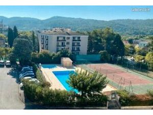 T4 de 115 m² – Dernier étage – Résidence avec piscine  tennis et gardien