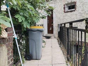 Appartement 23m a 100 my du RER D