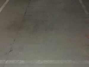 Location place parking 84 corderie