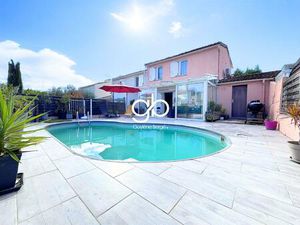 Maison T4 De 95 24 M2 Avec Piscine  Terrasse Et Garage Dans Une Rue Calme Du Quartier La..