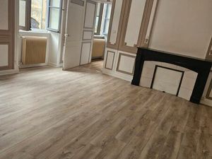 T4 spacieux avec terasse + jardin