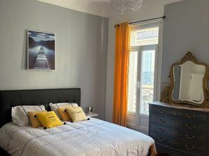 Appartement grand T3 Saint-Charles