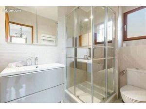 Chambre avec sdb et wc privatif dans villa