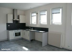 Albi Stadium T4 82 m²  lumineux  coloc possible