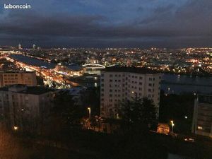 Magnifique T3 refait à neuf avec Balcon et vue imprenable sur la Confluence
