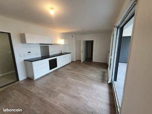 Appartement 2 pièces 43m2 avec balcon de 11m2